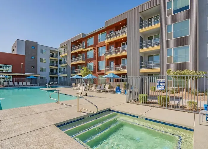 Prime Spot With Pool Gym Balcony Wd Parking Tempe